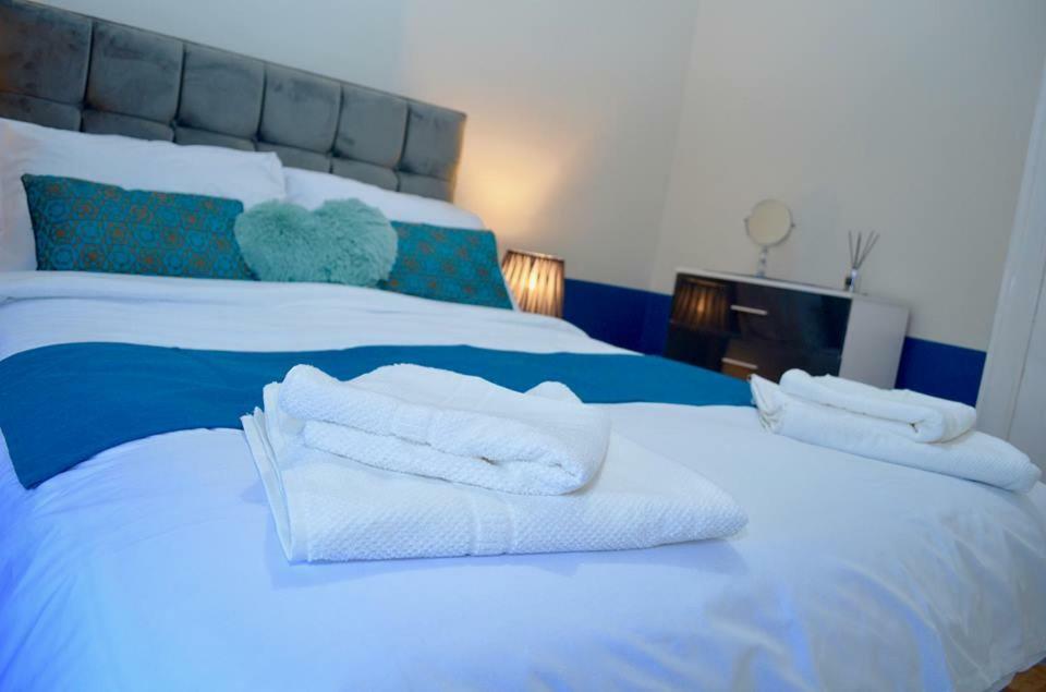 Clyde View Apartement Helensburgh Bagian luar foto