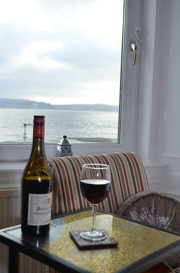 Clyde View Apartement Helensburgh Bagian luar foto